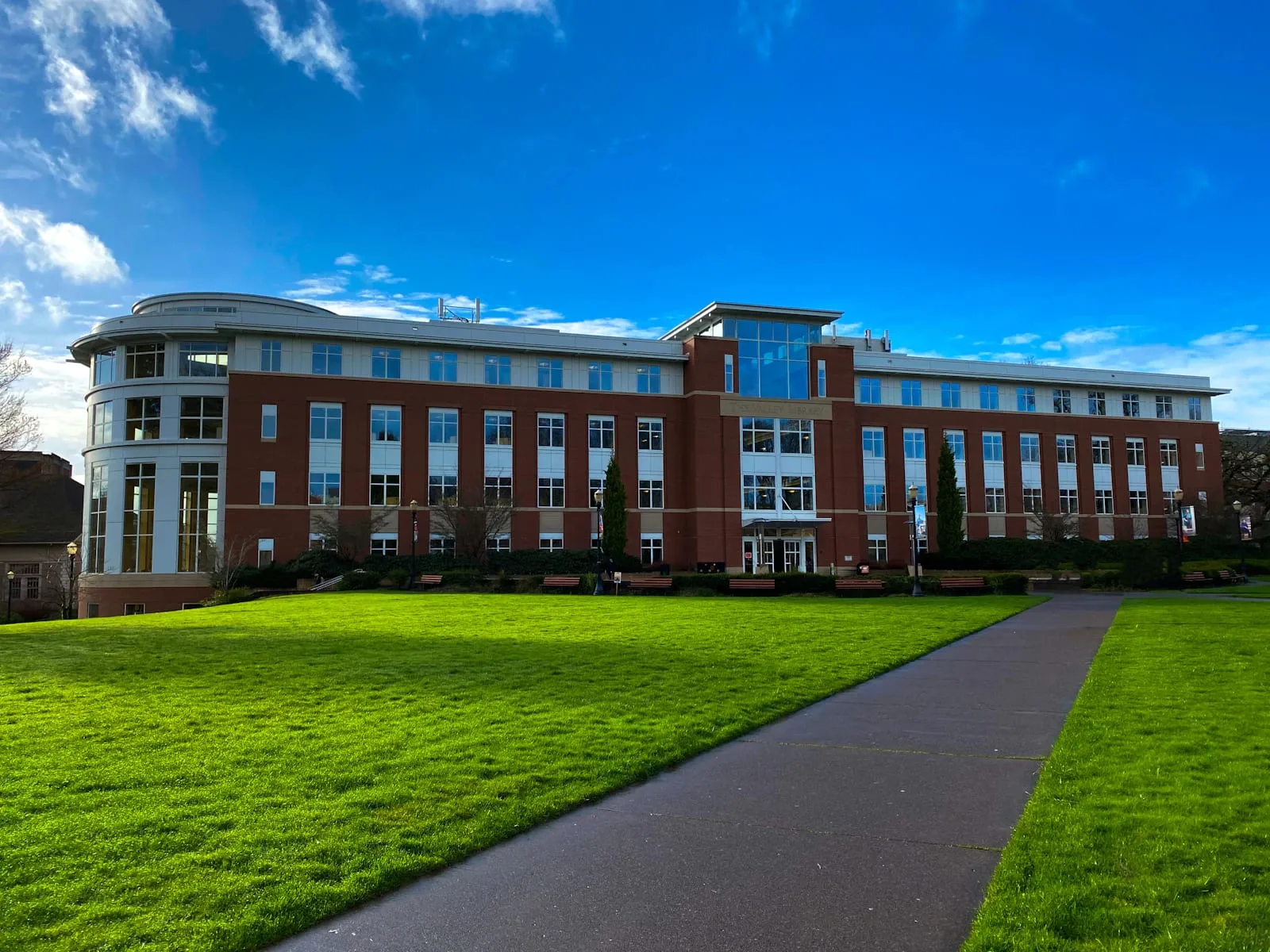 UK Higher Diploma in Cultural Studies