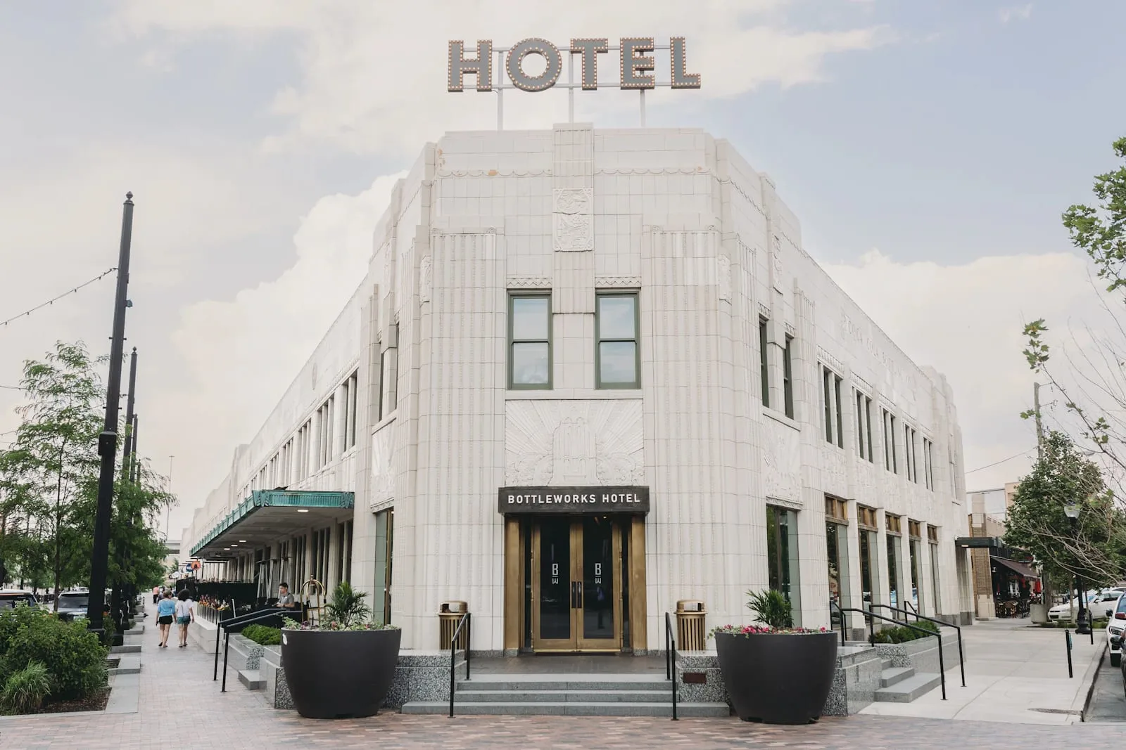 Higher Diploma in Hospitality Communication Systems